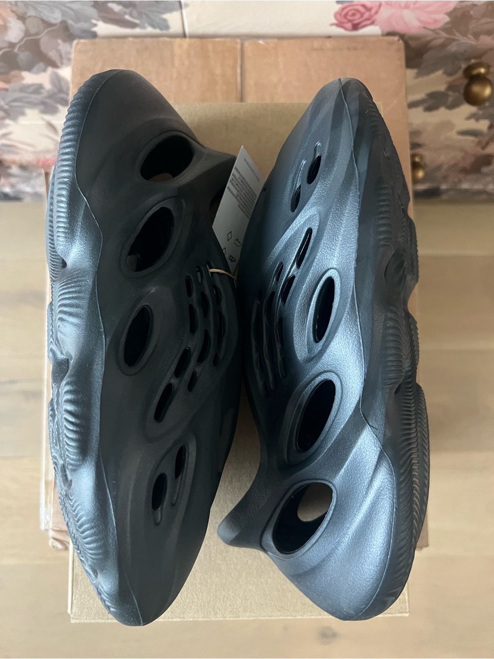 Yeezy Foam Runners in Black 7 NIB